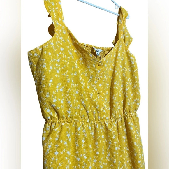 NWT BB Dakota Steve Madden Yellow Floral Dress Size XL - Picture 4 of 6